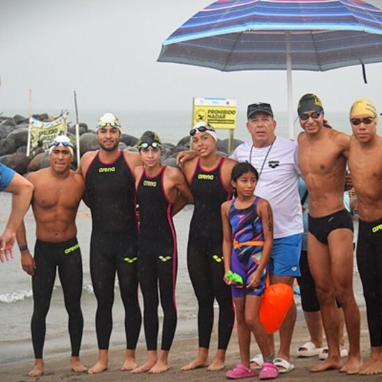 PIRAÑAS TRIRACING POR BOLETOS A COPA DEL MUNDO DE AGUAS ABIERTAS