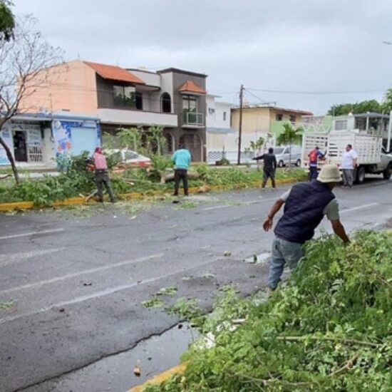 MANTIENE AYUNTAMIENTO DE VERACRUZ ATENCIÓN INMEDIATA A LA POBLACIÓN ANTE EFECTOS DEL FRENTE FRÍO 2